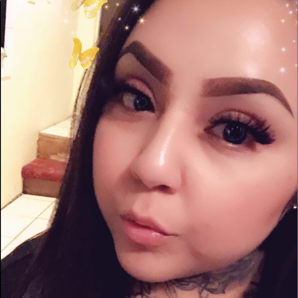 Meet your Posher, Christina